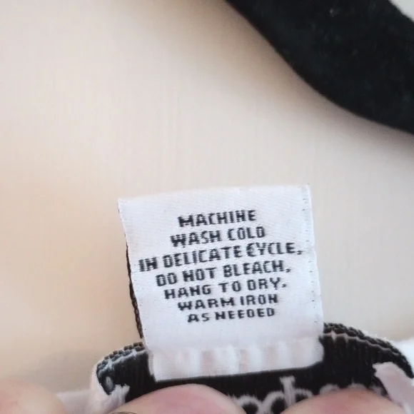 Peck & Peck Sleeveless Lace Top - Picture 3 of 4